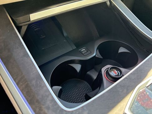 Used 2022 BMW X5 xDrive40i w/ M Sport Package image 33