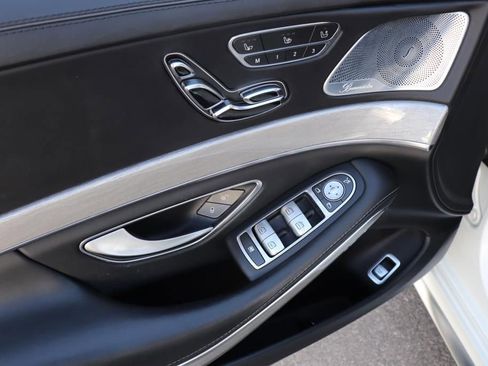 Used 2015 Mercedes-Benz S 63 AMG 4MATIC Sedan image 41