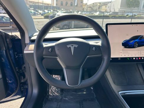Used 2023 Tesla Model 3 Standard Range RWD image 17