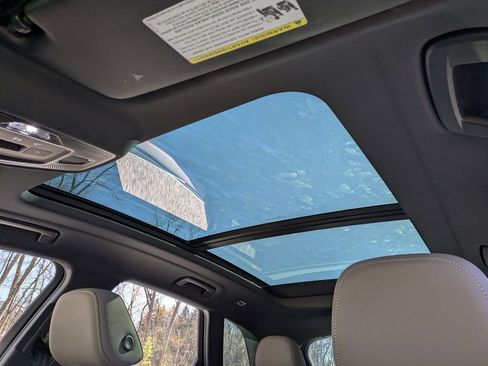 Certified 2025 Audi Q5 Premium w/ Convenience Package image 16