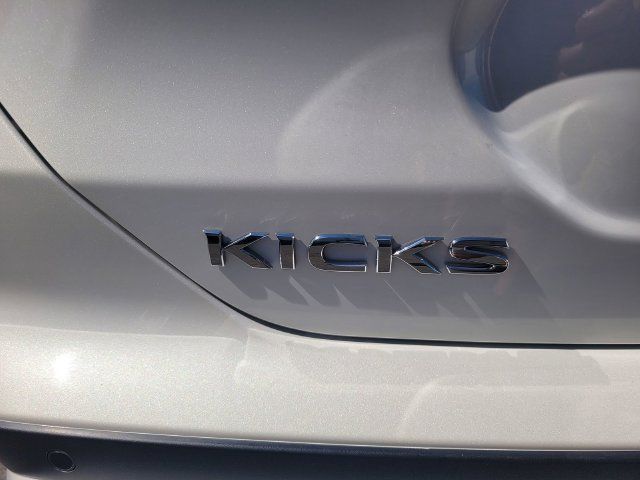 Certified 2023 Nissan Kicks SV FWD image 10