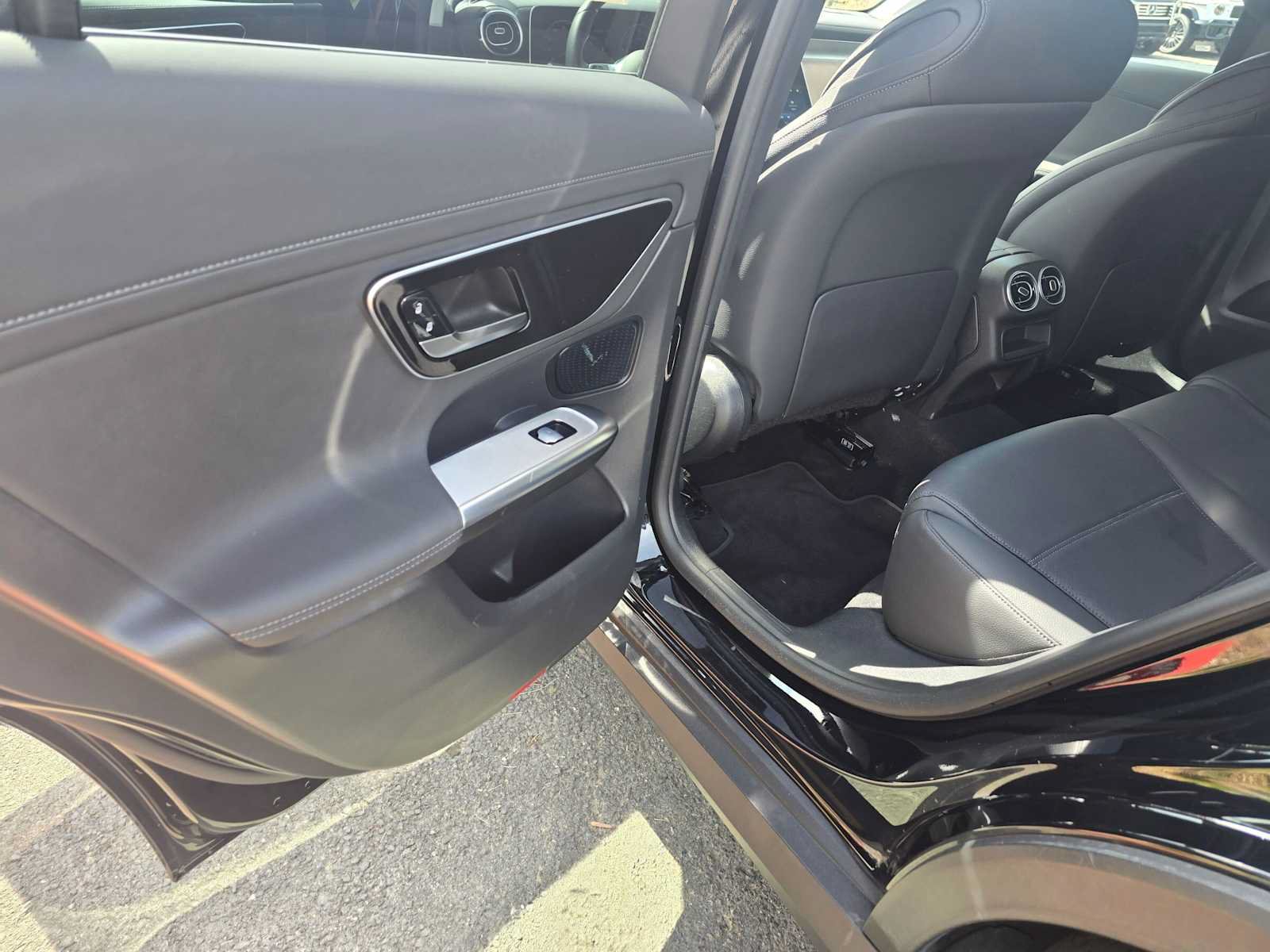 Certified 2025 Mercedes-Benz GLC 350e 4MATIC image 17