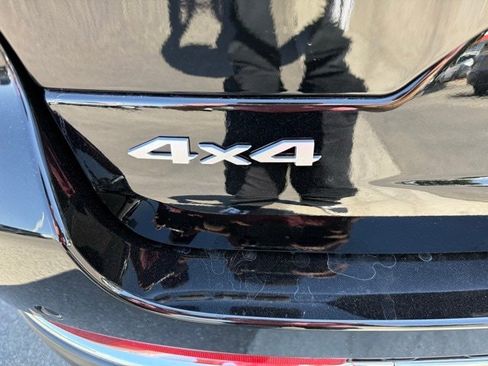 New 2025 Jeep Grand Cherokee Laredo X w/ Luxury Tech Group I image 11