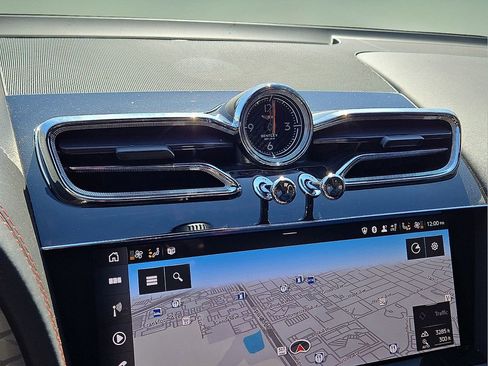 Used 2021 Bentley Bentayga Speed image 29