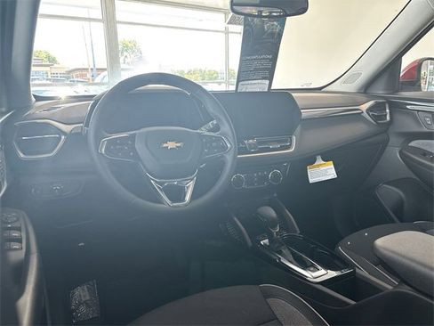 New 2026 Chevrolet TrailBlazer LT w/ Convenience Package image 19