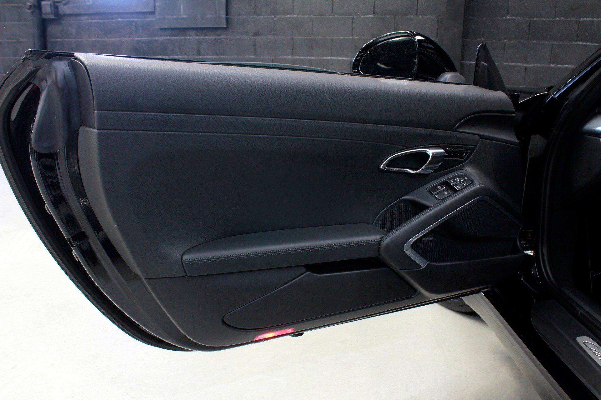 Used 2012 Porsche 911 Carrera S RWD image 37