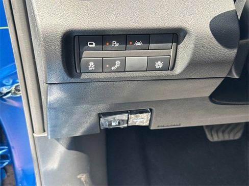 New 2025 Nissan Kicks Play S image 20