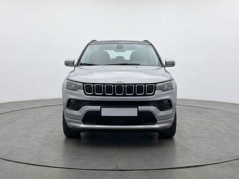 Used 2025 Jeep Compass Limited image 2