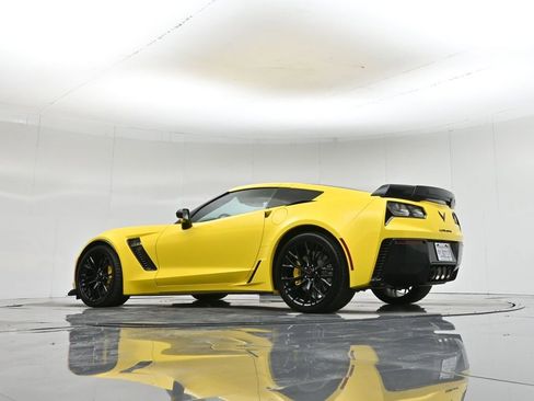 Used 2016 Chevrolet Corvette Z06 image 3