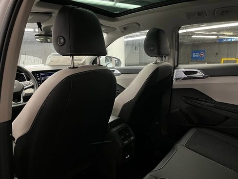New 2026 Volkswagen Taos SE AWD/4WD image 24