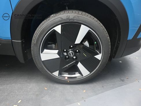 New 2026 Nissan Kicks SR w/ Cold Weather Package FWD image 20