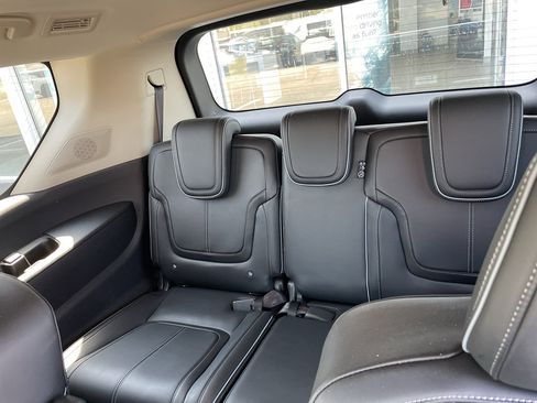 Used 2025 INFINITI QX80 Sensory AWD/4WD image 22