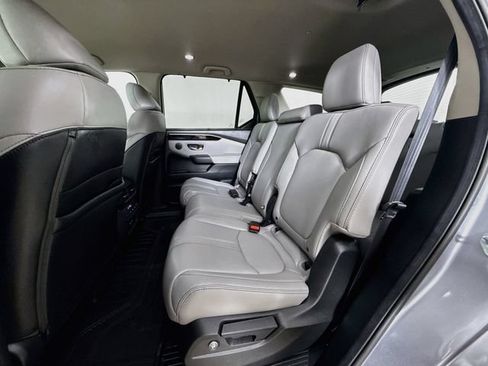 Used 2025 Honda Pilot EX-L image 24