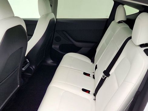 Used 2023 Tesla Model Y Long Range image 25