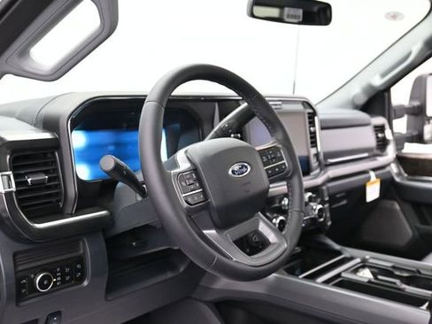 New 2026 Ford F250 Lariat w/ Tremor Off-Road Package AWD/4WD image 16