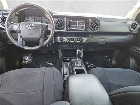 Used 2020 Toyota Tacoma SR AWD/4WD image 17