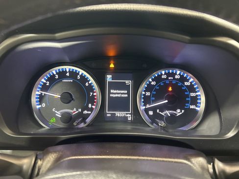 Used 2017 Toyota Highlander Plus image 33