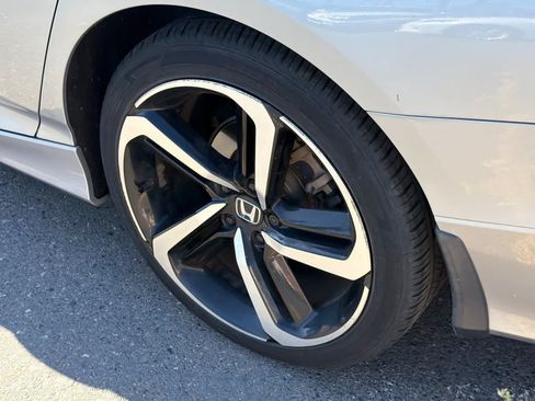Used 2020 Honda Accord Sport image 17
