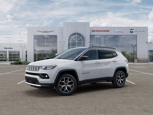 Used 2025 Jeep Compass Limited AWD/4WD image 2