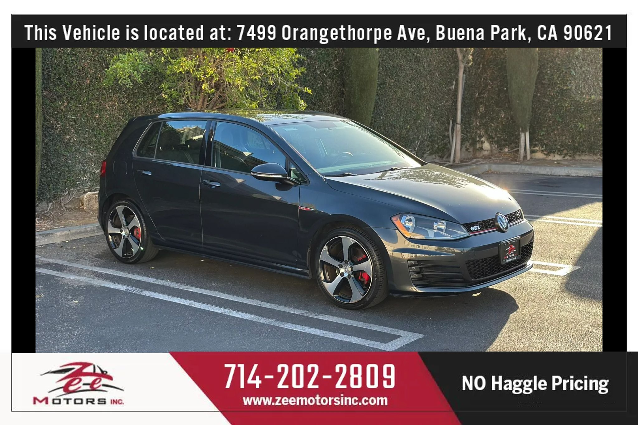 Used 2016 Volkswagen Golf 4-Door FWD image 4