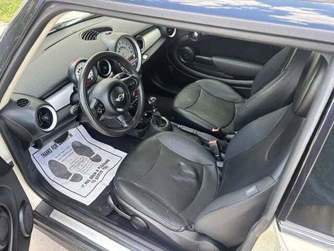 Used 2011 MINI Cooper Hardtop FWD image 7