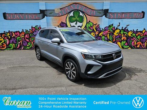 Certified 2023 Volkswagen Taos SE w/ Panoramic Sunroof Package AWD/4WD image 1