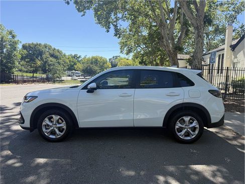 Used 2024 Honda HR-V LX image 4