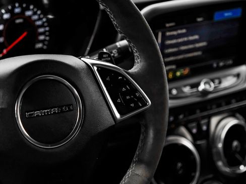 Used 2019 Chevrolet Camaro SS RWD image 25