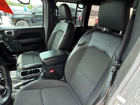 Used 2020 Jeep Wrangler Unlimited Sport AWD/4WD image 13