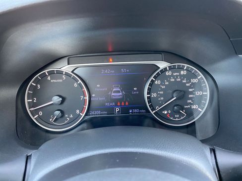 Used 2025 Nissan Altima 2.5 SV image 40