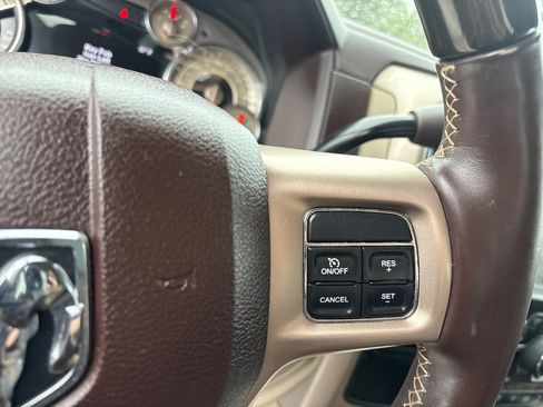 Used 2017 RAM 3500 Laramie Longhorn RWD image 20