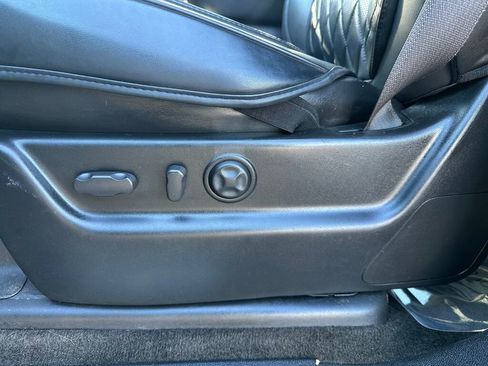 Used 2009 Cadillac Escalade 4WD Hybrid image 10