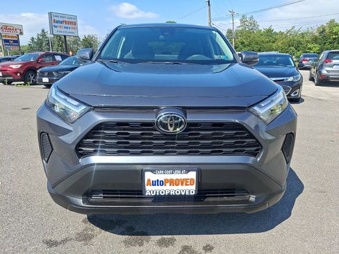 Used 2023 Toyota RAV4 LE AWD/4WD image 2