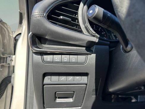Used 2023 MAZDA MAZDA3 Hatchback w/ Appearance Package image 31