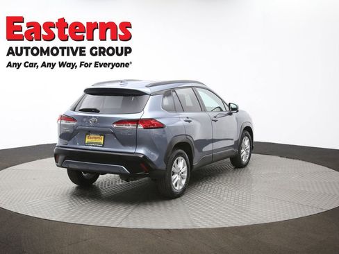 Used 2024 Toyota Corolla Cross LE image 37