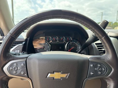 Used 2020 Chevrolet Tahoe Premier AWD/4WD image 19