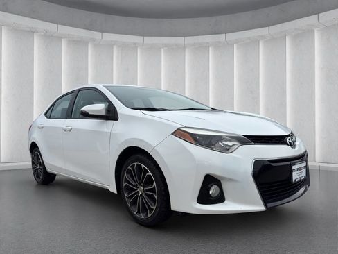 Used 2014 Toyota Corolla S image 7