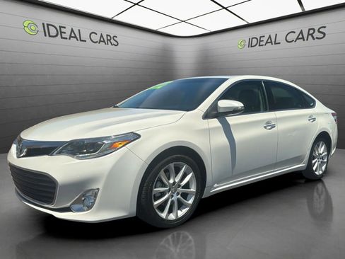 Used 2013 Toyota Avalon Limited FWD image 1