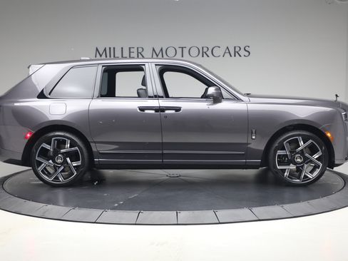 New 2027 Rolls-Royce Cullinan Black Badge AWD/4WD image 10