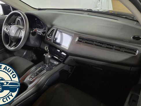 Used 2022 Honda HR-V EX image 35