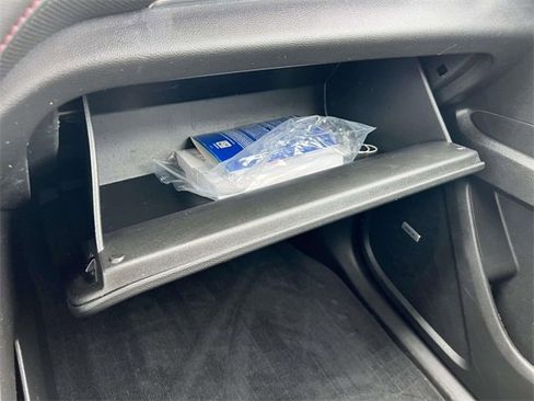 Certified 2023 Chevrolet Traverse RS image 38