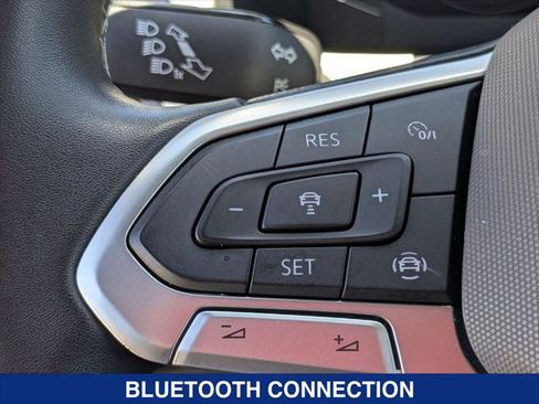 Used 2022 Volkswagen Atlas Cross Sport SE w/ Black Wheel Package AWD/4WD image 14