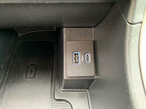 Used 2022 Ford Edge SEL w/ Convenience Package AWD/4WD image 30
