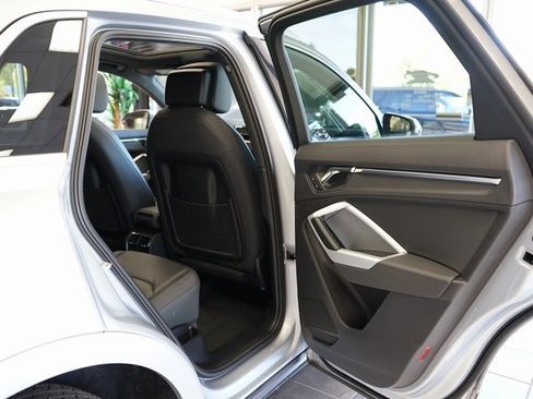 Used 2021 Audi Q3 2.0T Premium image 45