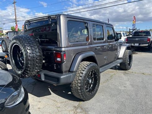 Used 2019 Jeep Wrangler Unlimited Sahara w/ Uconnect 4C Nav & Sound Group AWD/4WD image 35