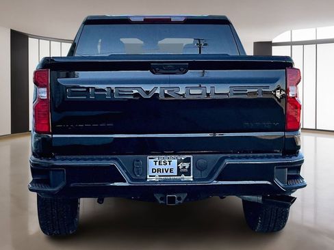 New 2026 Chevrolet Silverado 1500 Custom AWD/4WD image 4