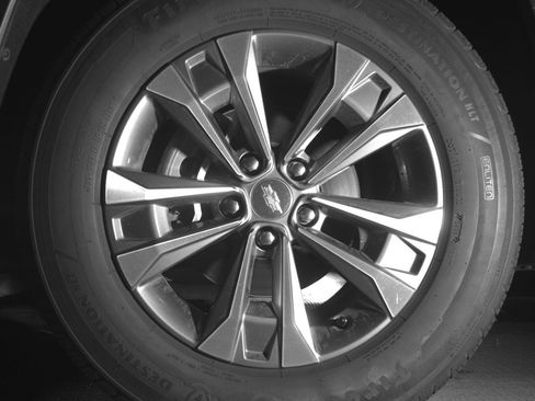 Used 2025 Chevrolet Equinox LT FWD image 12