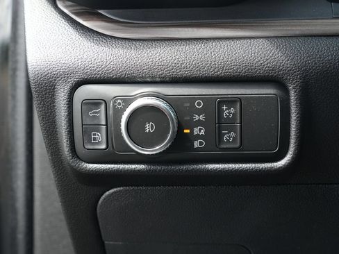 Used 2021 Ford Explorer Limited w/ Hybrid Equipment Group 310A AWD/4WD image 12