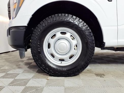 Used 2023 Ford F150 XL RWD image 8