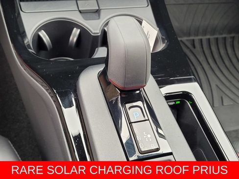 Used 2026 Toyota Prius Plug-In Hybrid w/ Limited Premium Package FWD image 21